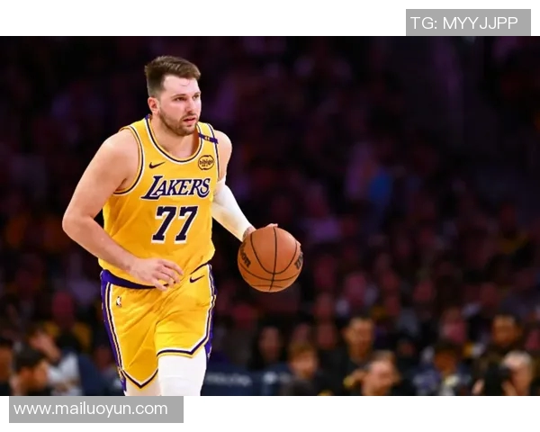 独行侠送大礼！湖人再迎完美交易打劫良机，东契奇喜欢的队友来了