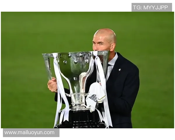 齐达内首冠引领西甲荣耀 1617赛季见证传奇之始 齐达内首冠引领西甲荣耀 1617赛季见证传奇之始